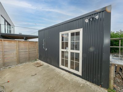 24 Dundonald Street, Tainui