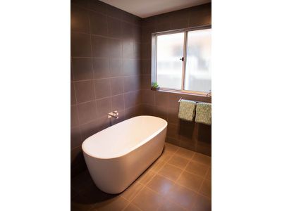 198A Collins Street, Piccadilly