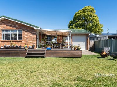 16 Thistleton Drive, Burrill Lake