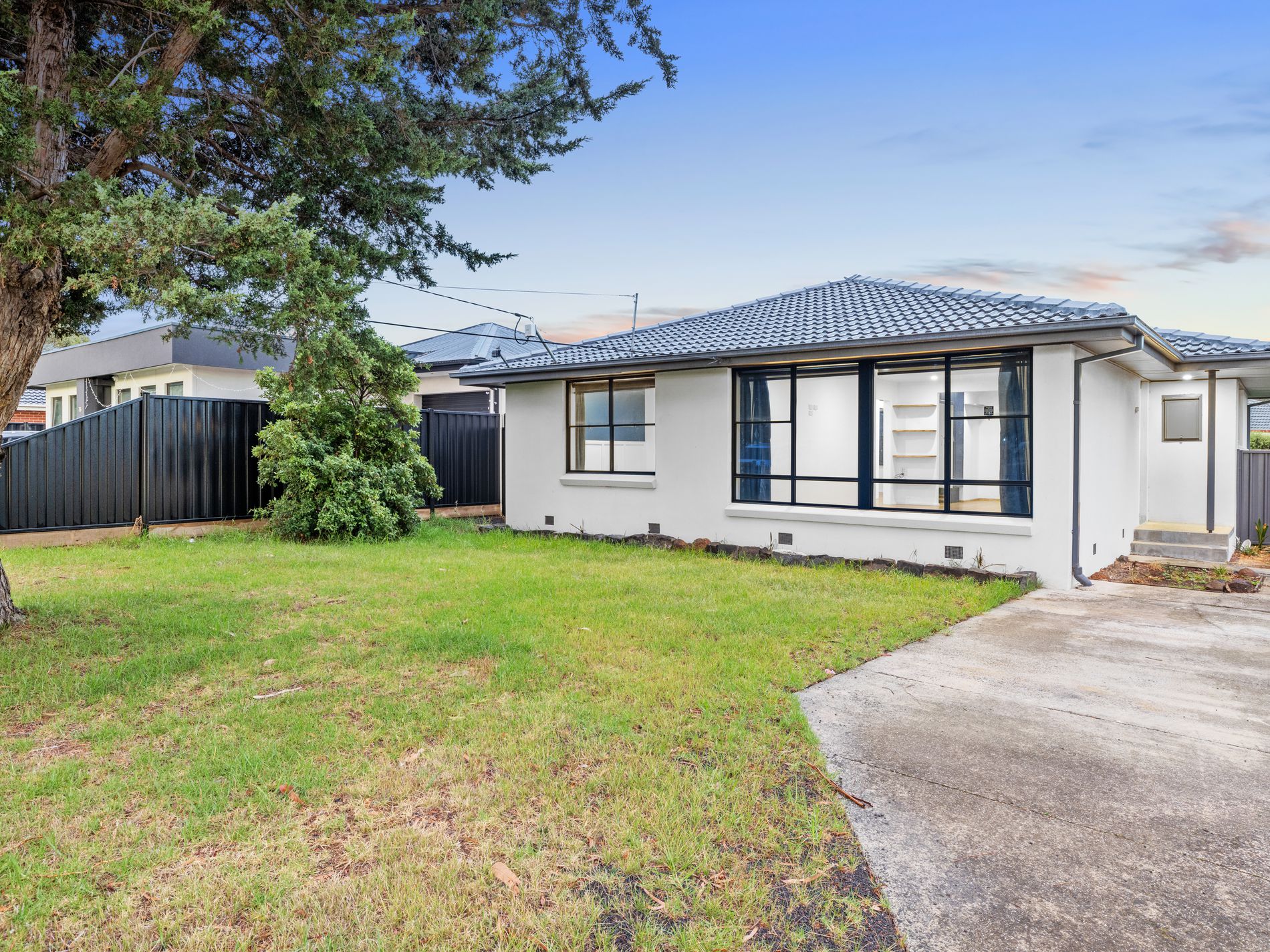 77 Old Geelong Road, Laverton