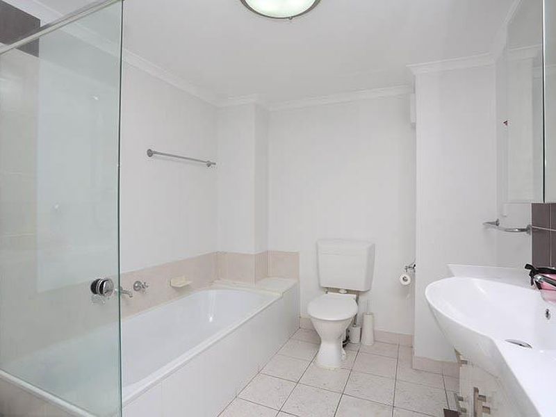 115 / 1 Riverpark Dr, Liverpool