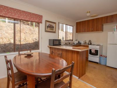 11 Ahern Court, Kevington