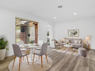 8 Buckingham Pl, Frankston South