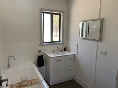 65 Swan Hill Road, Moulamein