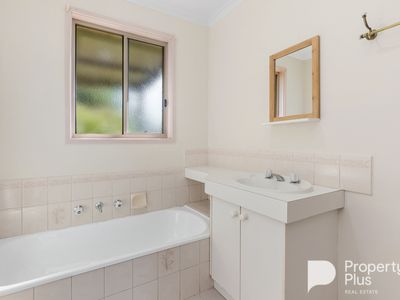 5 Lowe Street, Kangaroo Flat