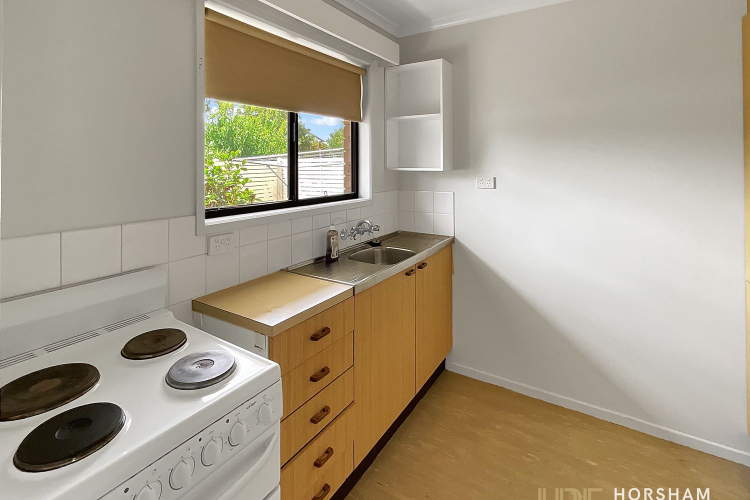 7 Shalom Place, Horsham