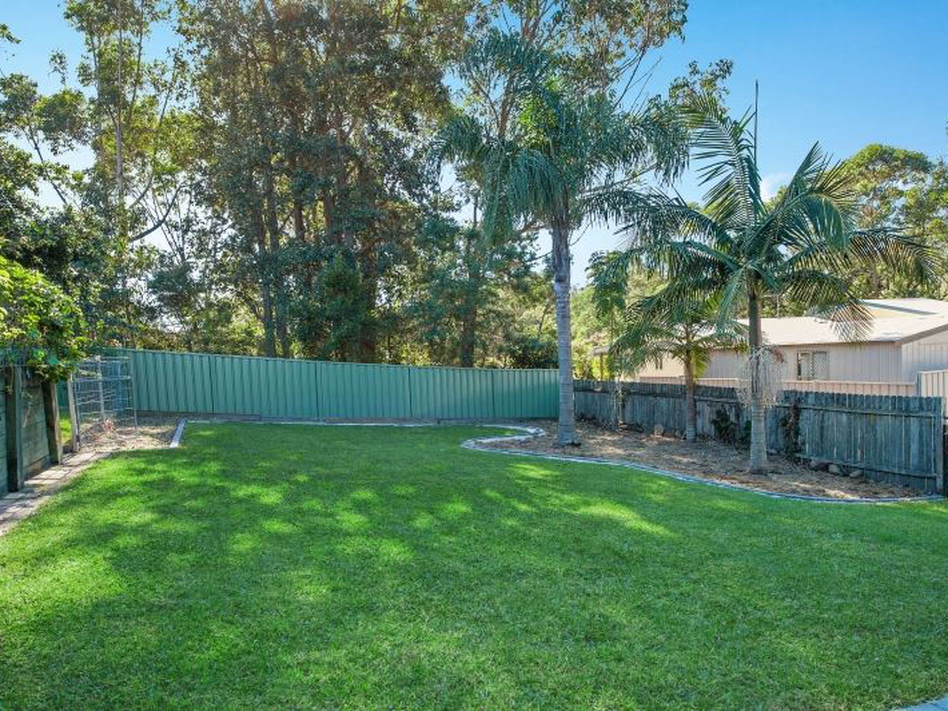 98 Leo Drive, Narrawallee