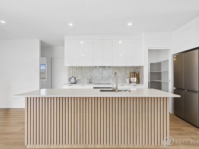 21 Peel Street, Taroomball