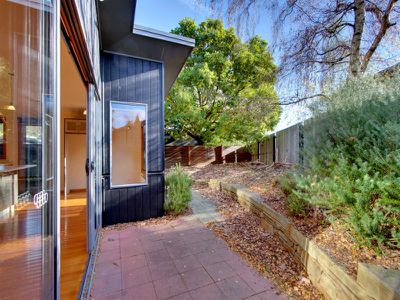 2 / 8 Smith Street, Cygnet