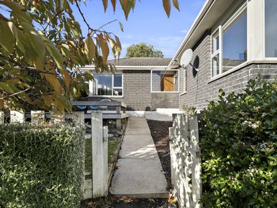 14 Upland Street, Helensburgh