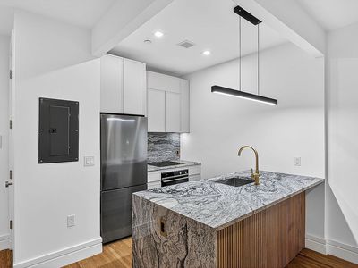 409 / 370 Lenox Ave #409, New York, NY Lenox Avenue, International