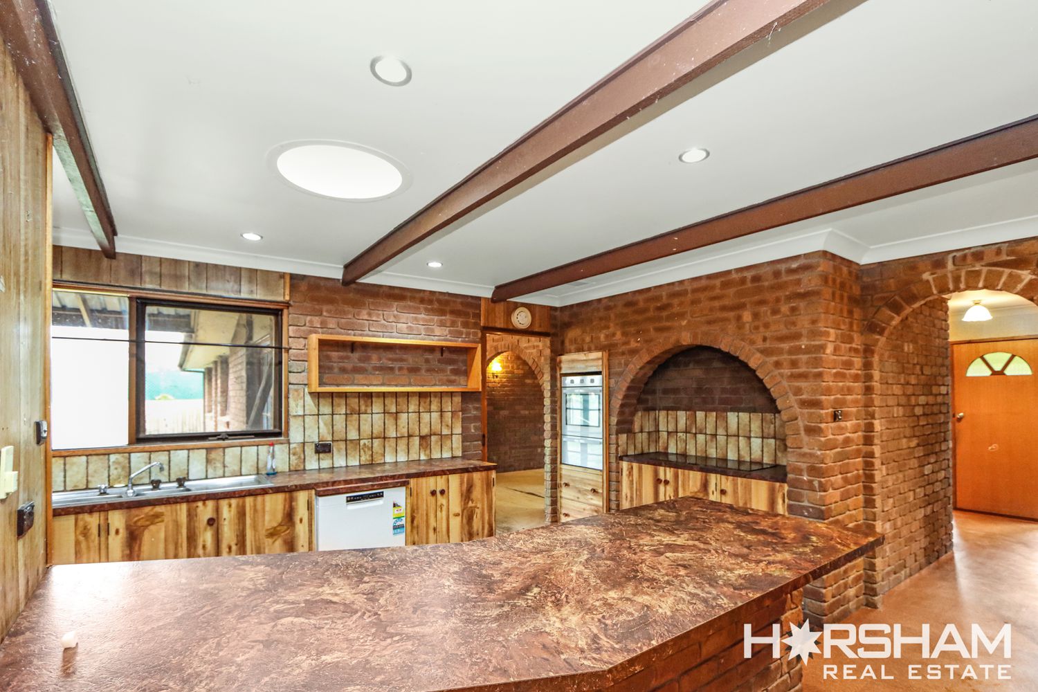 28 Windsor Crescent, Horsham