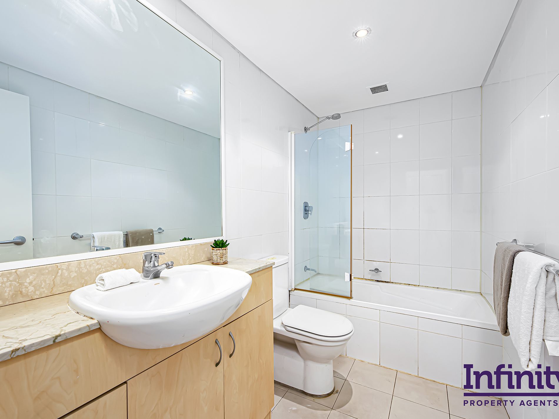 402 / 6-8 Freeman Road, Chatswood
