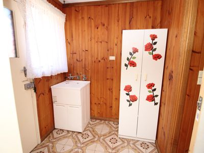 18 Rowley Avenue, Mount Warrigal