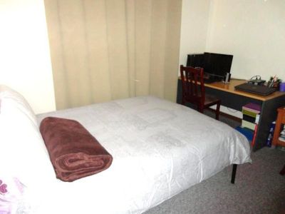 3 / 4 Pitt-Owen Avenue, Arncliffe