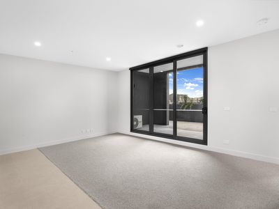 402/380 Bell Street, Preston