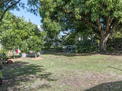 18 Watson Street, East Ipswich