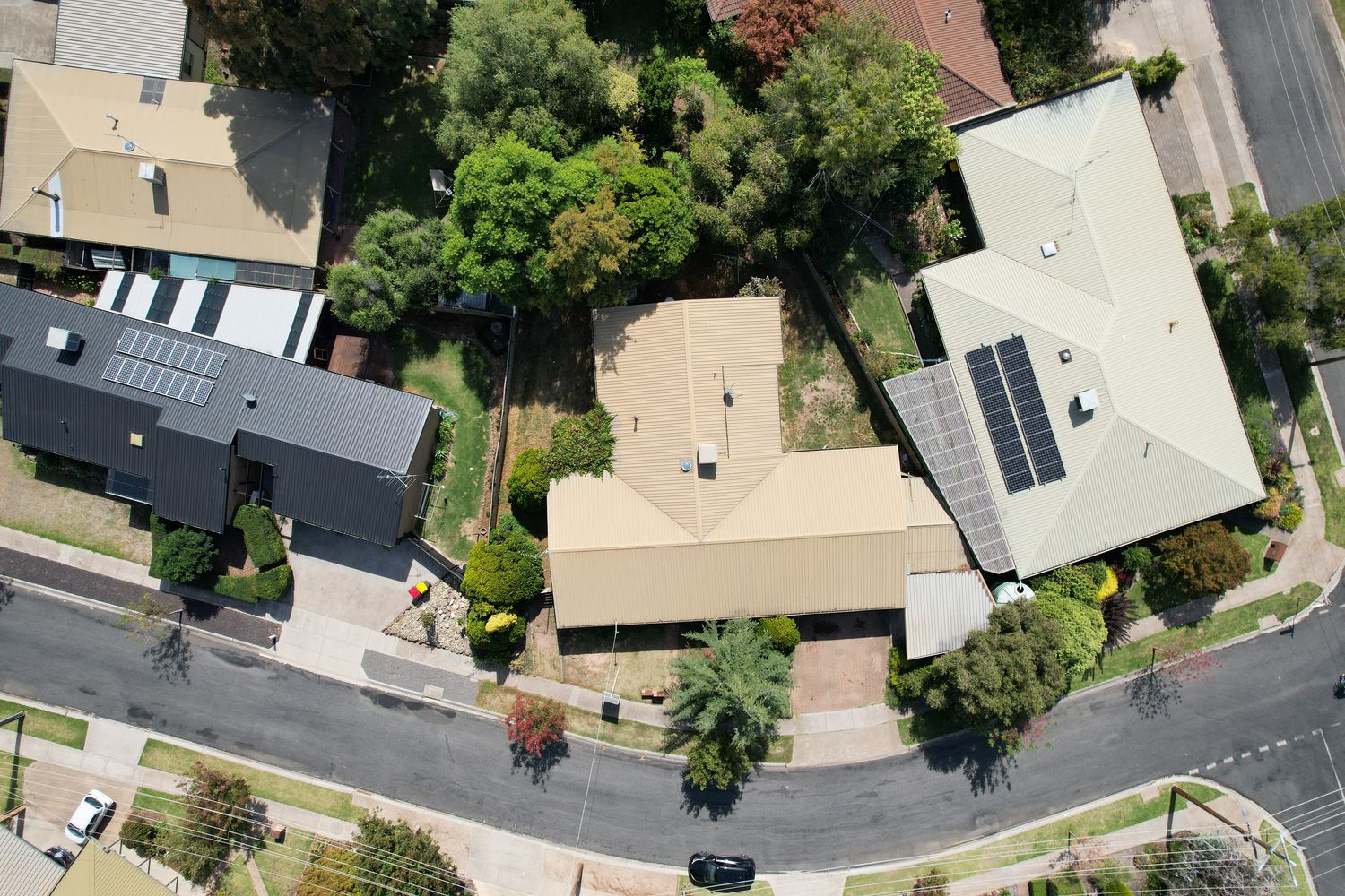 28 Windsor Crescent, Horsham