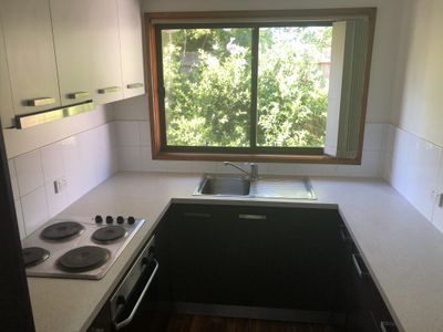 1 / 13 Matilda Court, Belmont