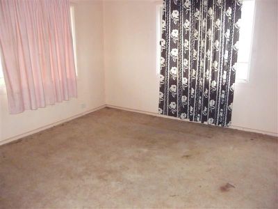 35 Thomson  St, Forbes