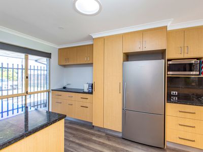 4 Parade Road, South Bunbury