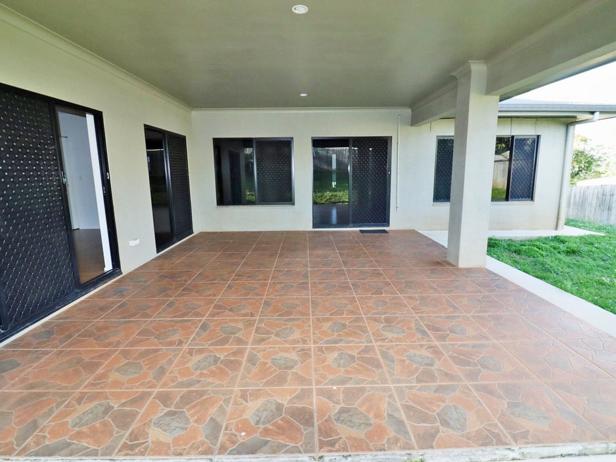40 Storer St, Atherton