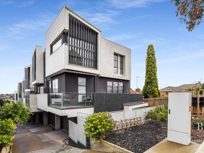 3 / 5 Bellevue Terrace, Pascoe Vale