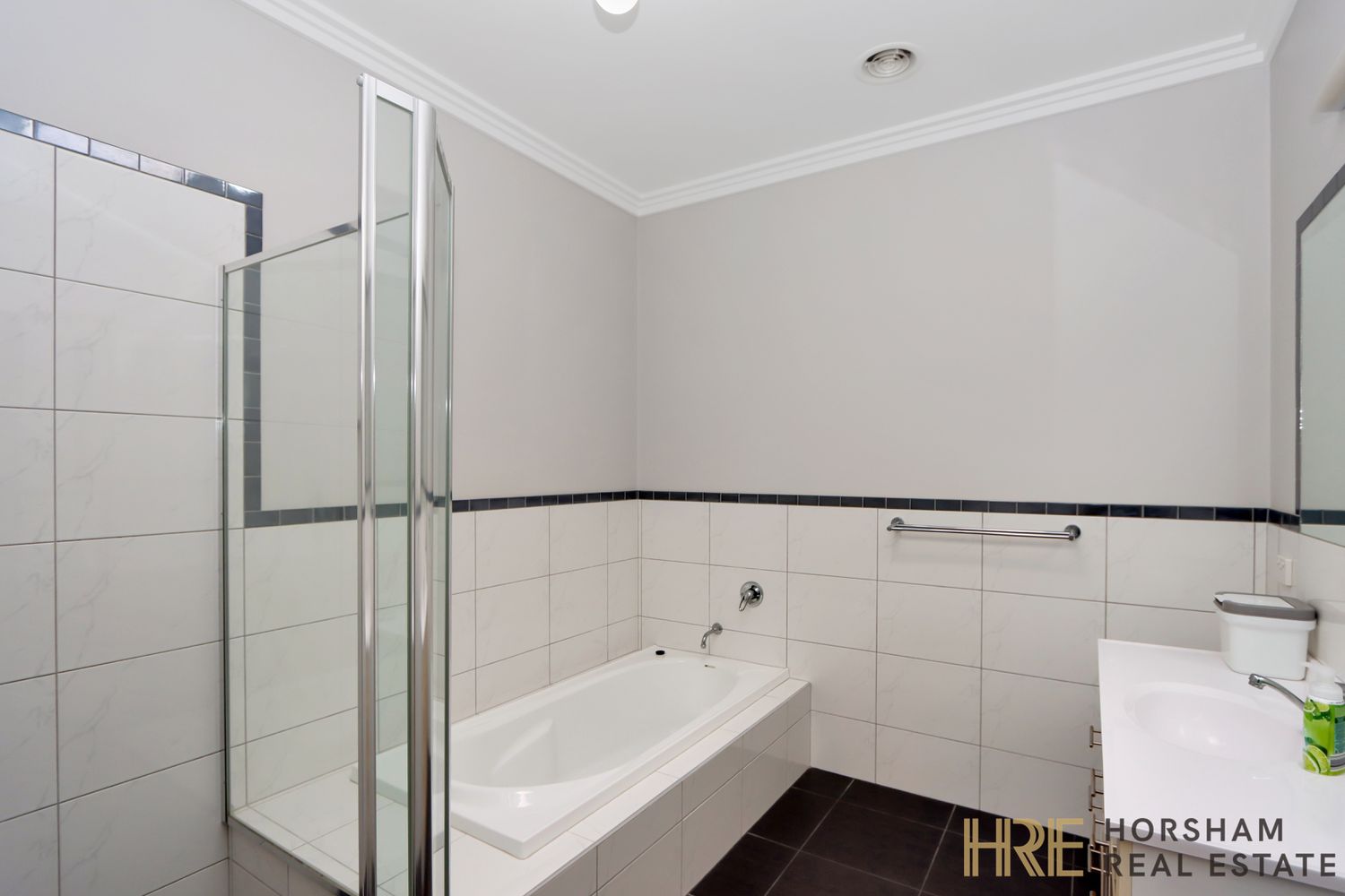 1 / 62 McTavish Boulevard, Horsham