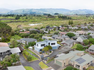 38 Pharazyn Avenue, Waikanae Beach