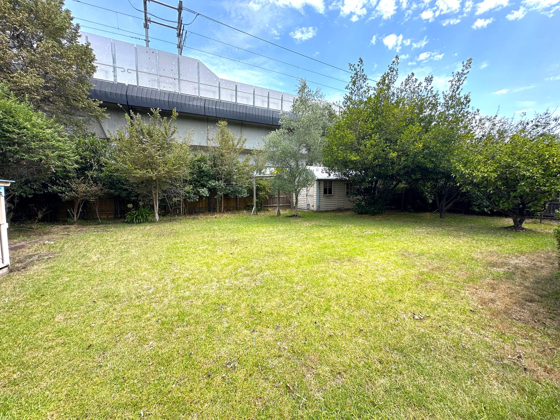 7 Oakdene Crescent, Carnegie