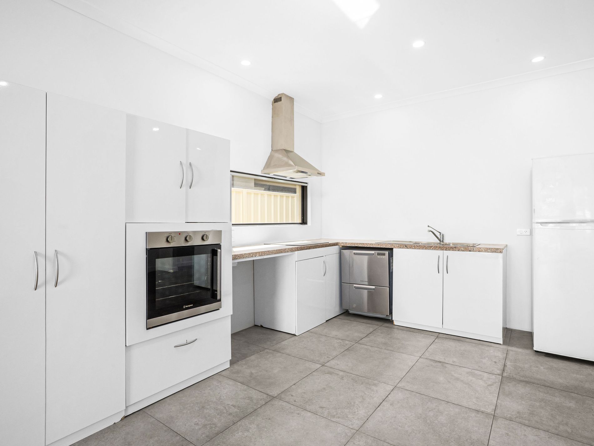 8C Stanmore Ct, Lynwood
