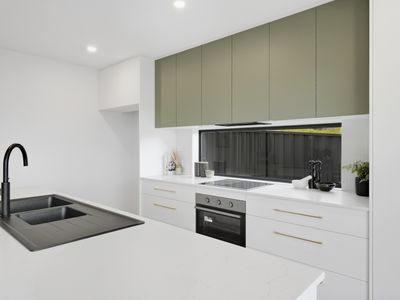 2 / 20 Thorne Avenue, Legana
