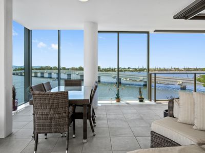 31306 / 2 Ephraim Island Bridge, Paradise Point