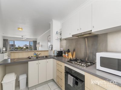 60 / 11-17 Stanley Street, Townsville City