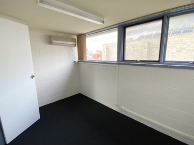 3 / 27 Synnot Street, Werribee