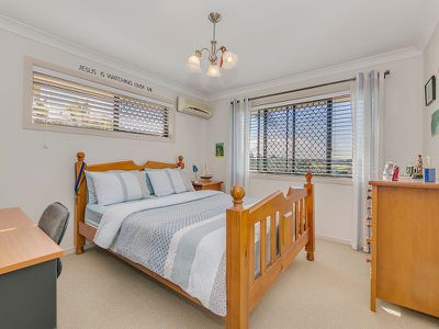12 Fairmont Crescent, Underwood