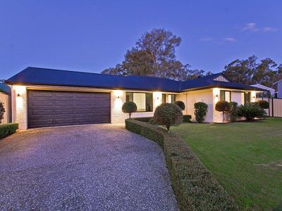 8 Wirra Cct, Wynnum West