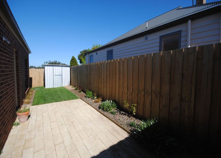 6 Minerva Lane, Portland