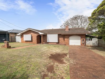 14 Maree Court, Centenary Heights