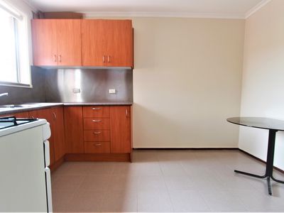 2 / 10-12 Florence Avenue, Clayton