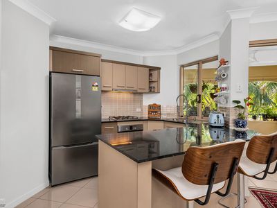 827 / 12-21 Gregory Street, Westcourt