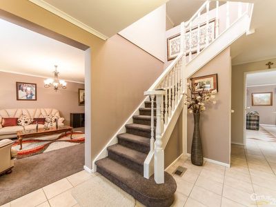 5 Eleanore Crescent, Hallam
