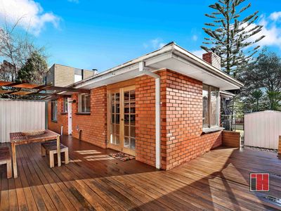 32 Range Road, Burwood East