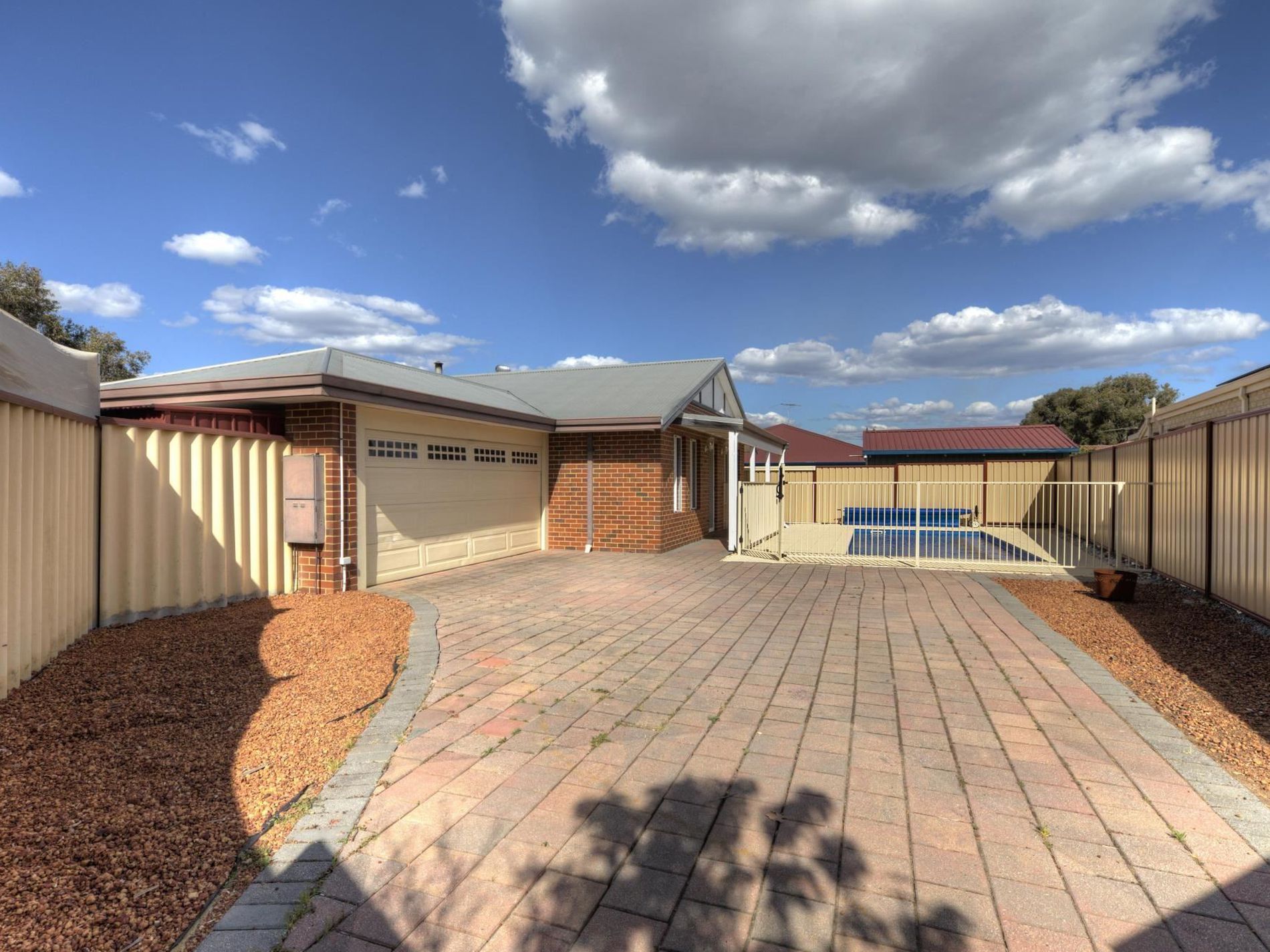 22 Coomer Elbow, South Guildford