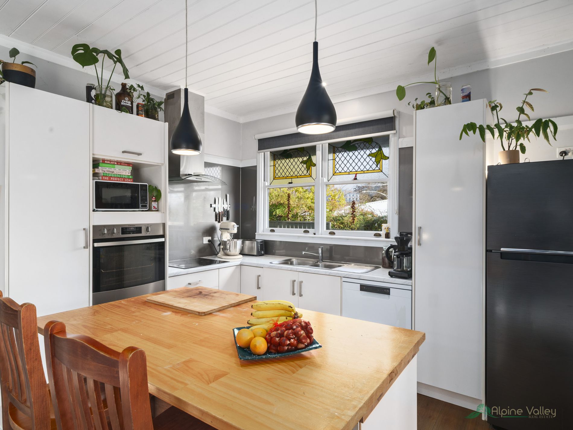 2 Mount Street , Mount Beauty