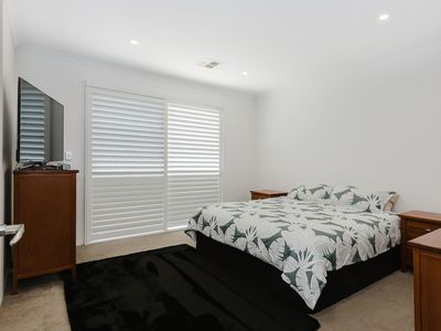 267 Marillana Drive, Golden Bay