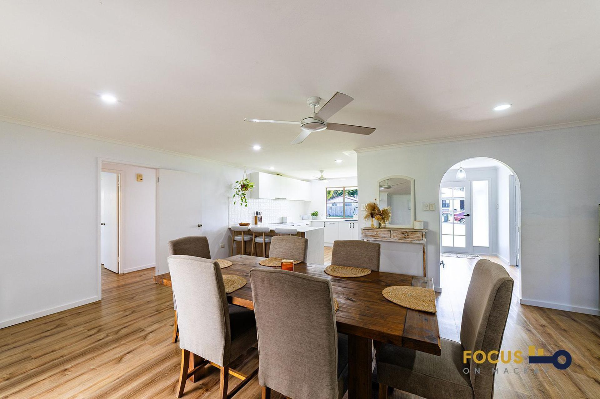 7 Joyce Crt, Mcewens Beach