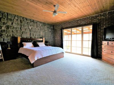 285 Cowles Rd, Northwood