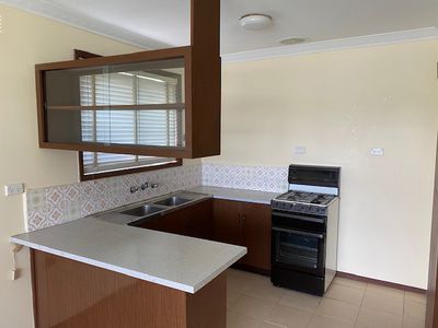 2 / 25 Thorpe Avenue, Hoppers Crossing
