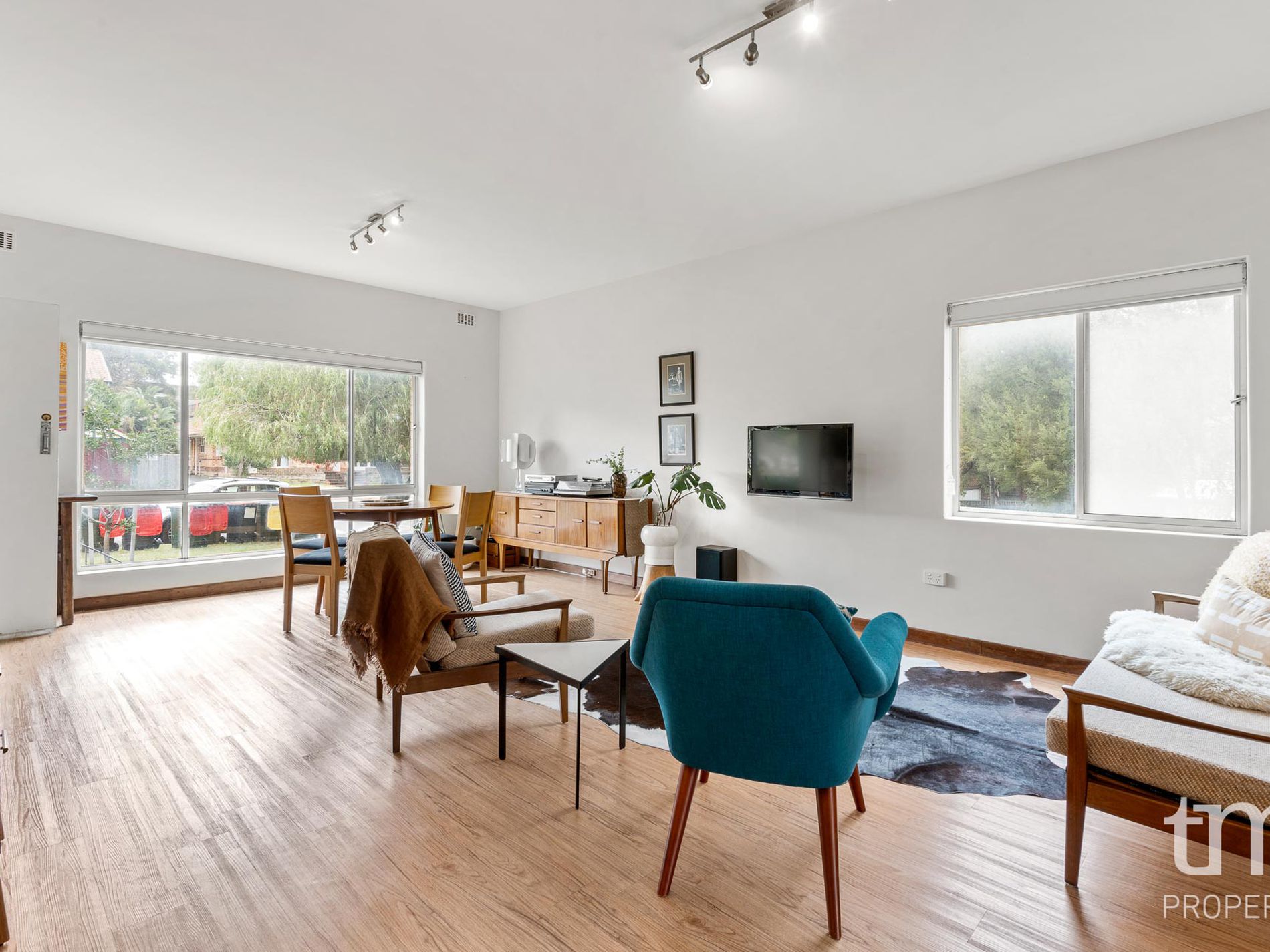 4 / 42 Broadway, Crawley